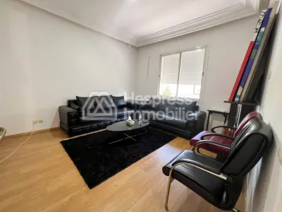 Apartment for rent at Sidi Maarouf . 500 sq m. Equipped kitchen