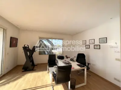 Apartment for rent at Sidi Maarouf . 500 sq m. Equipped kitchen