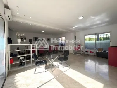 Apartment for rent at Sidi Maarouf . 500 sq m. Equipped kitchen