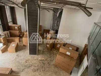 Commercial premises for sale, 278m², located at Palmier