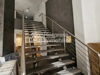 Commercial premises for sale, 278m², located at Palmier