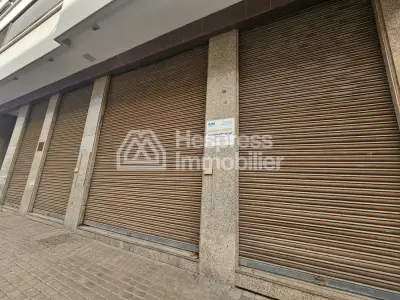 Commercial premises for sale, 278m², located at Palmier