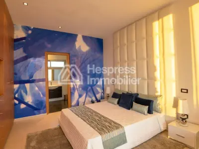 Beautiful villa with swimming pool for sale, 18465m²