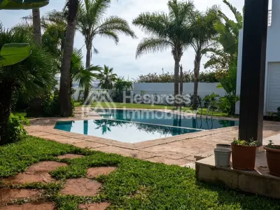 Jolie villa à vendre dar Bouazza 1117m²
