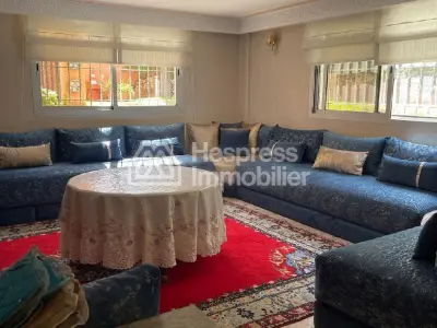 Villa à vendre a usage commercial CIL 480m²