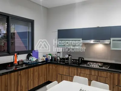 فيلا فاخرة للإيجار بالقرب من كازا نيرشور