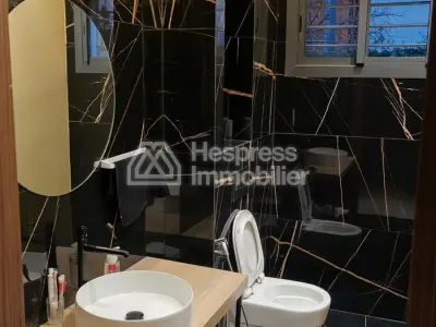 فيلا فاخرة للإيجار بالقرب من كازا نيرشور