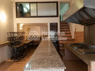 Commercial premises for sale in Mers Sultan