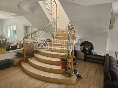 Villa a vendre avec piscine 590m² Californie