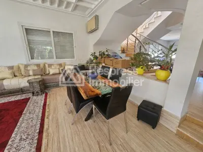 Villa a vendre avec piscine 590m² Californie