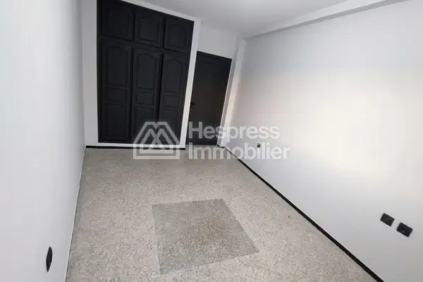 Beautiful apartment for sale, 100m², Roche Noir