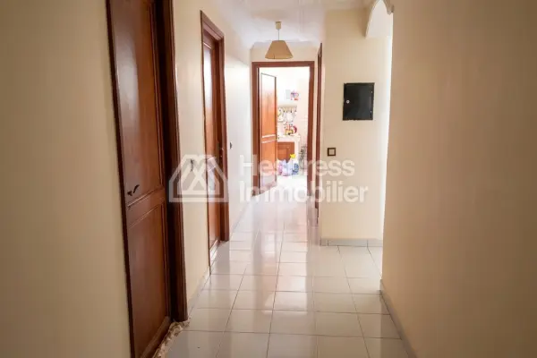 Bel appartement a vendre 158 m² près 2 Mars