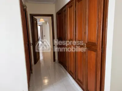 Bel appartement a vendre 158 m² près 2 Mars