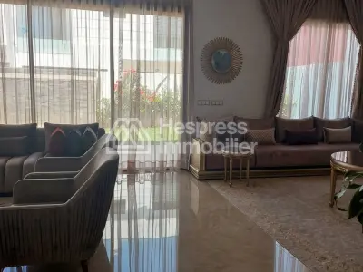 Villa avec piscine à vendre 260m² Dar Bouazza