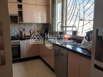 Villa avec piscine à vendre 260m² Dar Bouazza
