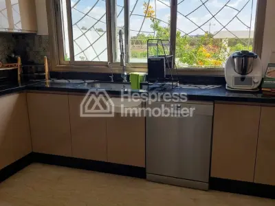 Villa avec piscine à vendre 260m² Dar Bouazza