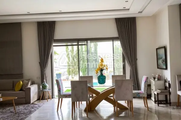 Villa for sale with swimming pool, 415m² Bouskoura