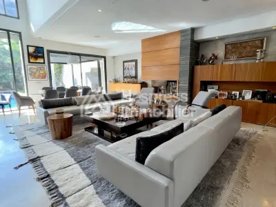 Vente villa moderne avec piscine BOUSKOURA 980m²