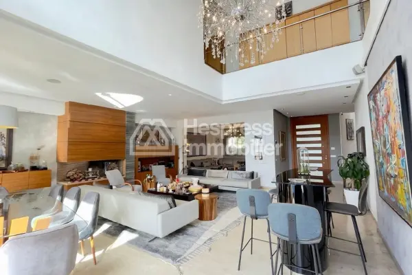 Modern villa for sale with swimming pool Bouskoura 980m²