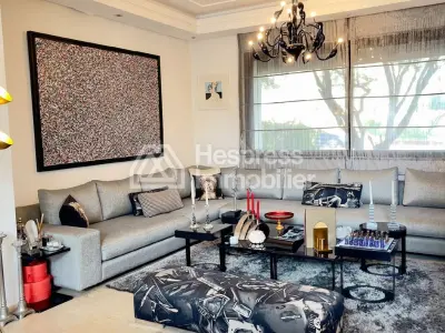 Vente villa moderne avec piscine BOUSKOURA 980m²