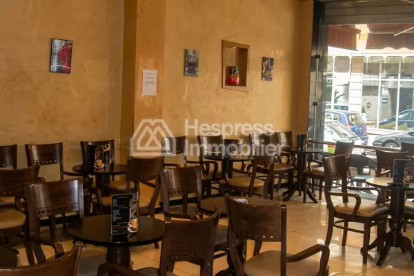 Cafe for sale with mezzanine Maarif