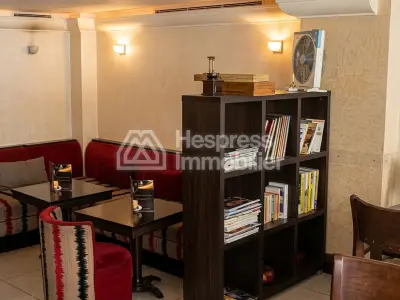 Cafe for sale with mezzanine Maarif