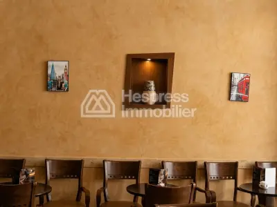 Cafe for sale with mezzanine Maarif