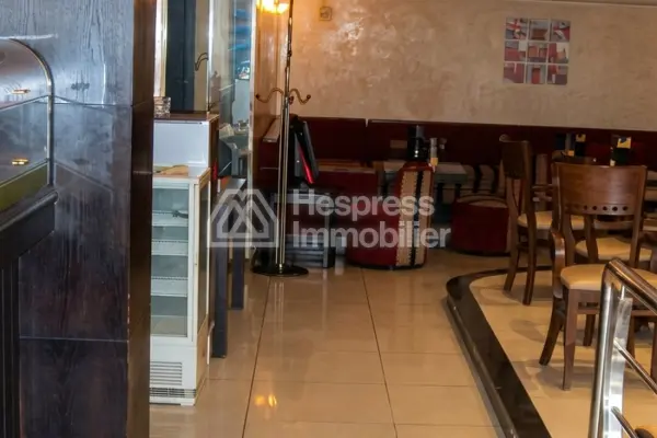 Cafe for sale with mezzanine Maarif