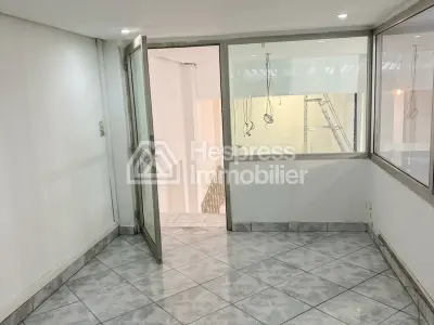 Vente local commercial pres de bd mly ismail