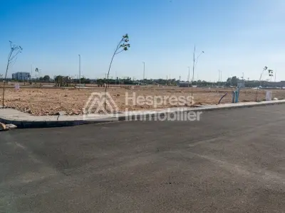 A plot of land in a villa zone for sale, 472m², TAMARIS