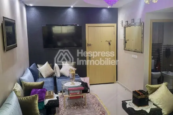 Apartment for sale in Abdelkader Sahraoui, 67m²