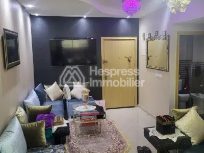 Apartment for sale in Abdelkader Sahraoui, 67m²
