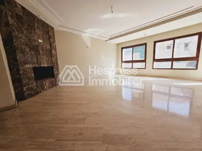 Splendide appartement à vendre 235m² avec terrasse