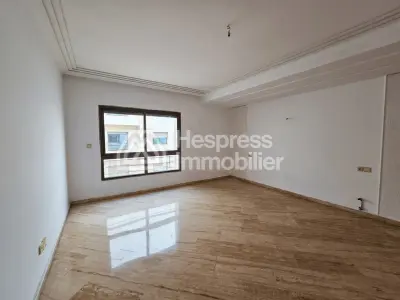 Splendide appartement à vendre 235m² avec terrasse