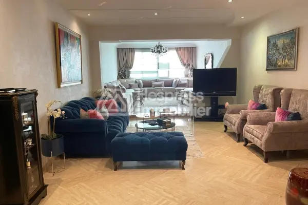 Joli appartement à vendre 2 Mars 188m²
