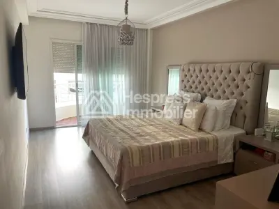 Joli appartement à vendre 2 Mars 188m²