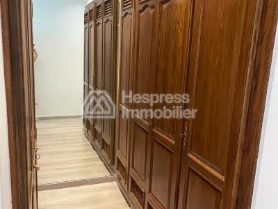 Joli appartement à vendre 2 Mars 188m²