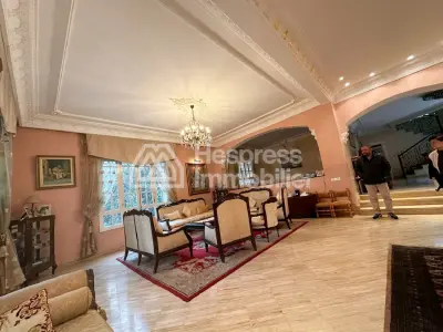 Mandarona Villa for sale 714 m²