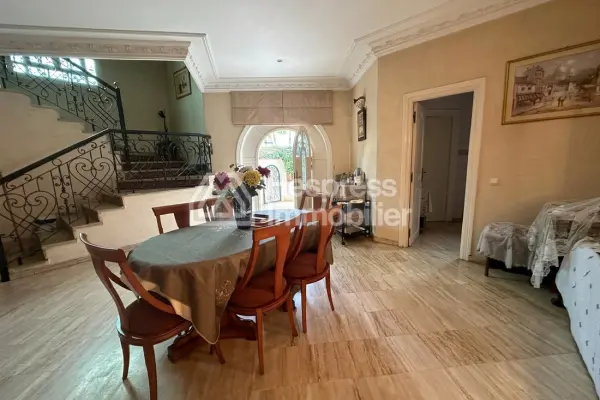 Mandarona Villa for sale 714 m²