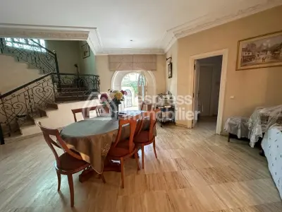Mandarona Villa for sale 714 m²