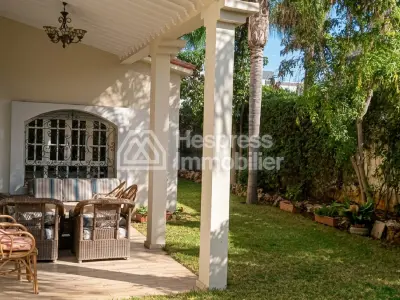 Mandarona Villa for sale 714 m²