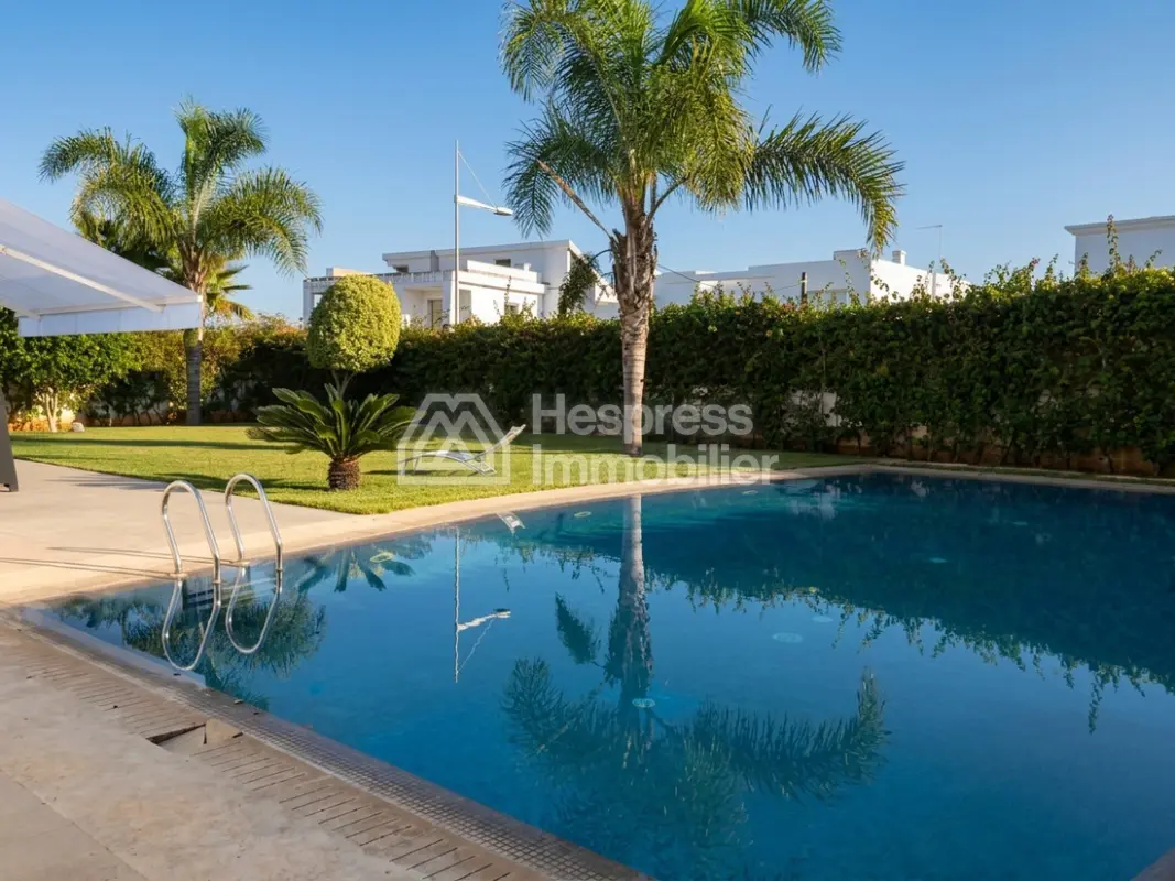 Modern villa for sale with swimming pool Dar Bouazza