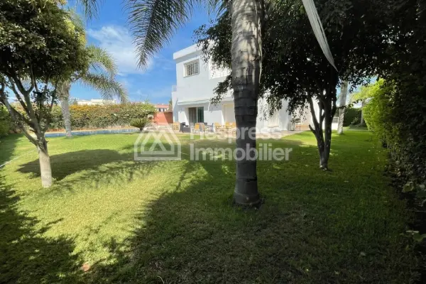Modern villa for sale with swimming pool Dar Bouazza