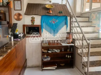 Cafe & Restaurant for sale, 93m²