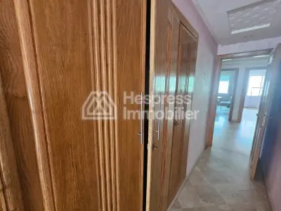 Appartement à vendre à Val Fleury. Surface totale 163 m². Cheminée