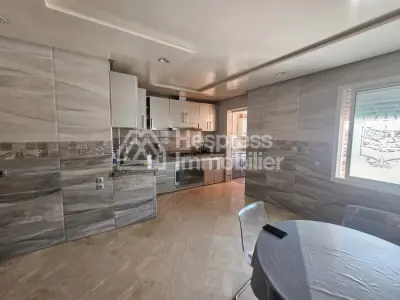 Appartement à vendre à Val Fleury. Surface totale 163 m². Cheminée