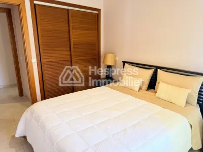 Beautiful studio apartment for rent near Boulevard Anfa . 1 lovely bedroom. Furnished.