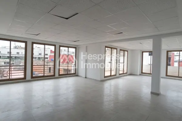 Bureaux en vente à Derb Omar. Surface totale 59 m²