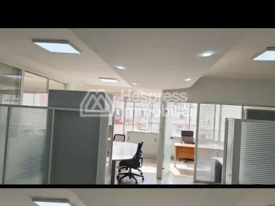 مكاتب مجهزة للإيجار، تقع ضمن مشروع تطوير أوروبي رئيسي. المساحة الإجمالية 170 متر مربع