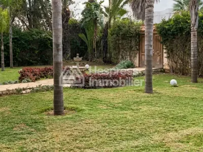 Vente magnifique villa à el Jadida 2445m2
